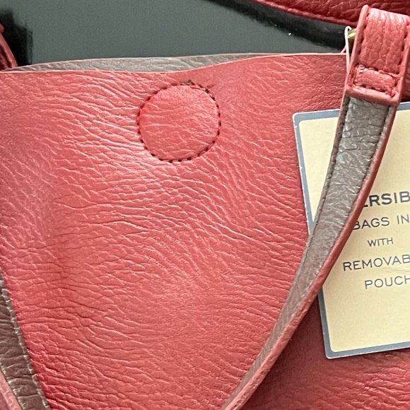 NWT • G.H. Bass & Co. Reversible Bag • Red & Brown - Picture 10 of 13